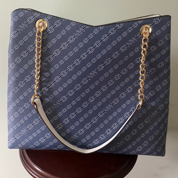 Nine West bag - Picture 3 of 3